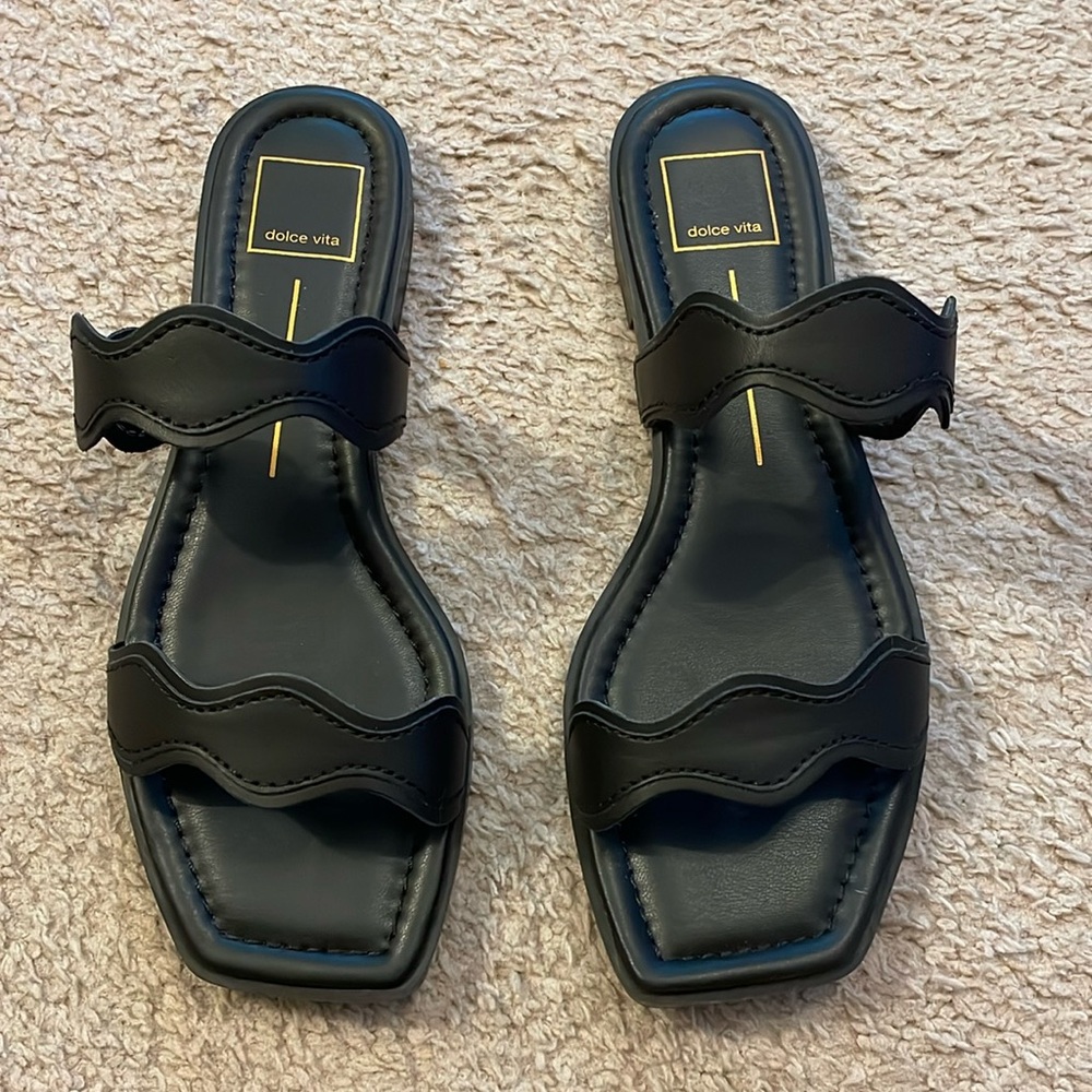 Dolce Vita Impala sandal size 9
